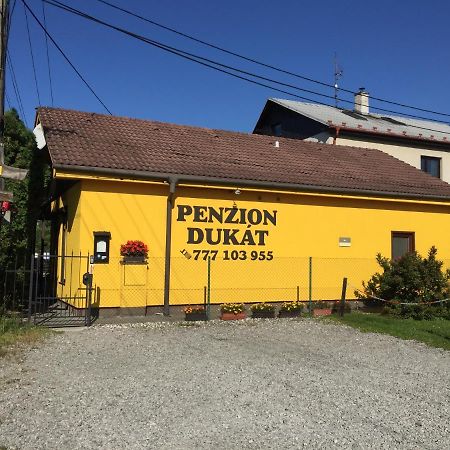 Penzion Dukat Vřesina エクステリア 写真